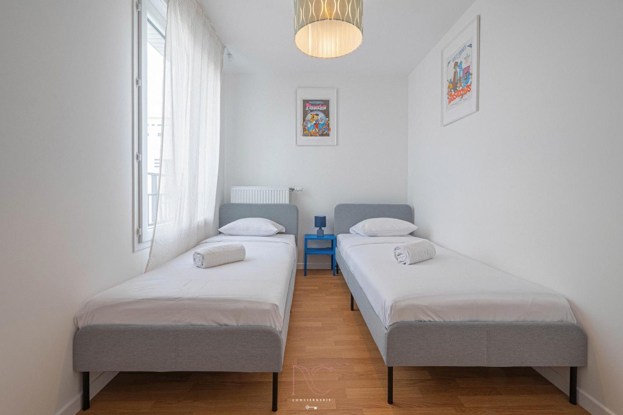 *disneyland-paris* 8 Pers, Wifi, 2 Parkings *